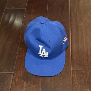 LA dodger hat